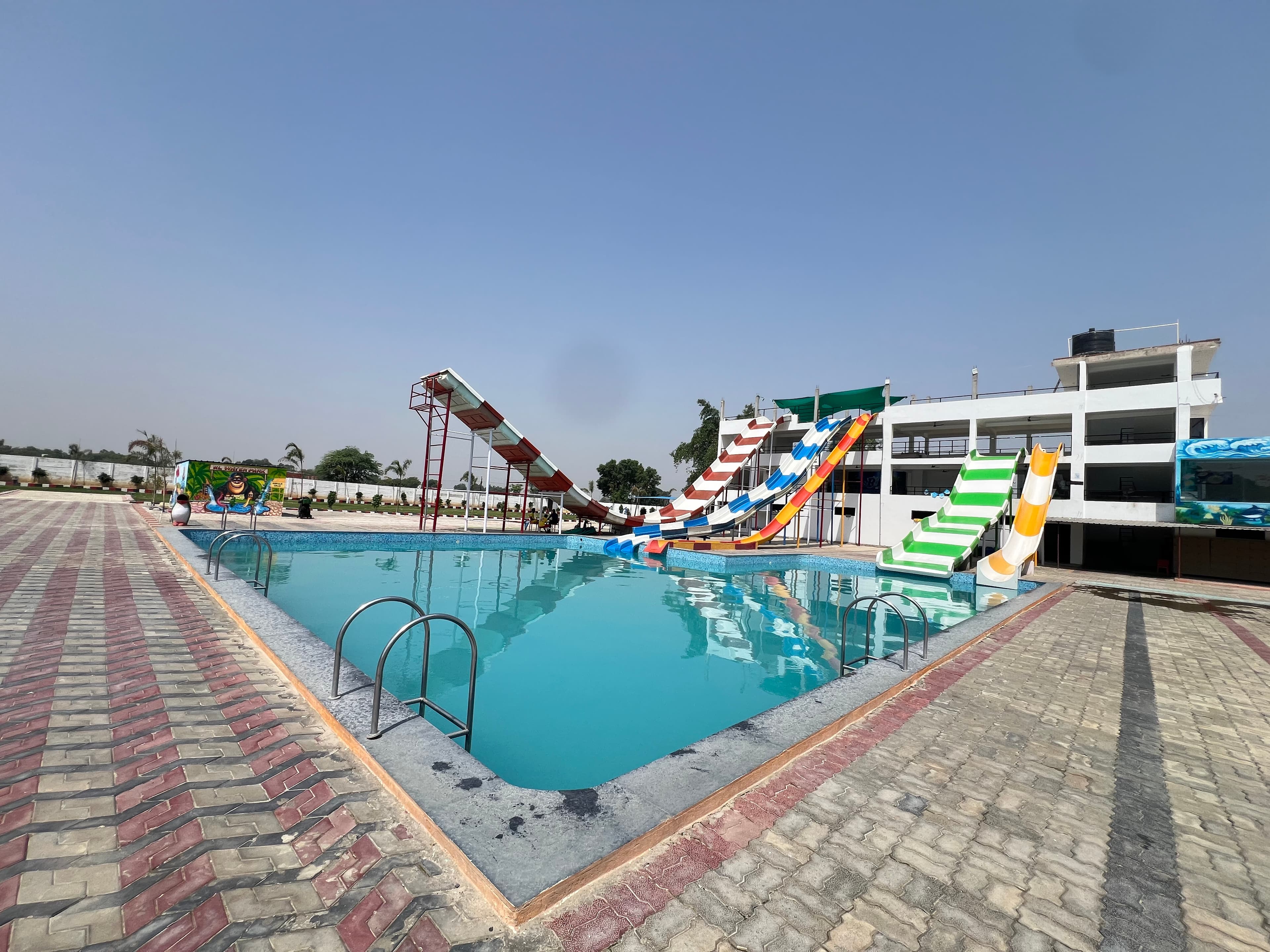 The R L Tower — water ride at RL Waterpark Uttar Pradesh